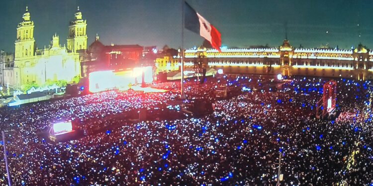 ¡Reina del Zócalo! Shakira pulveriza récords con 400 mil almas en la CDMX