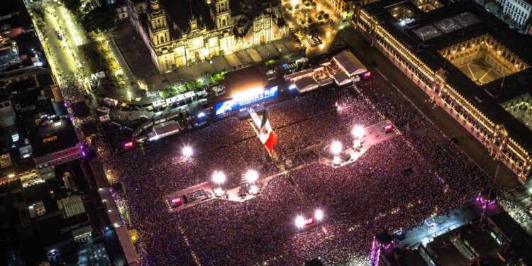 ¡Reina del Zócalo! Shakira pulveriza récords con 400 mil almas en la CDMX