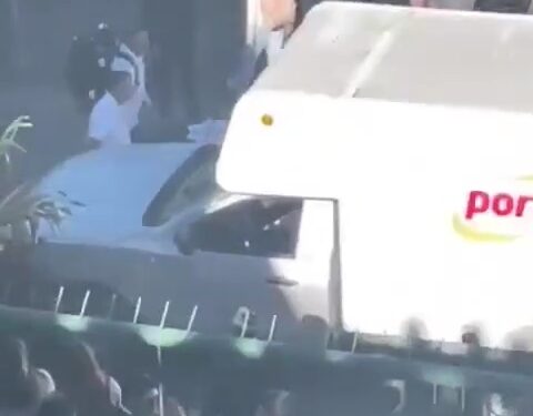 Colapso en la Universidad Veracruzana: 18 estudiantes heridos durante foto de graduación