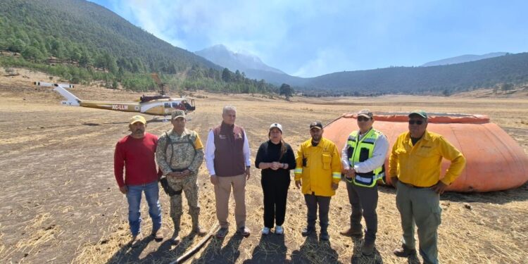 Refuerzan operativo interinstitucional para combatir incendio forestal en Miquihuana
