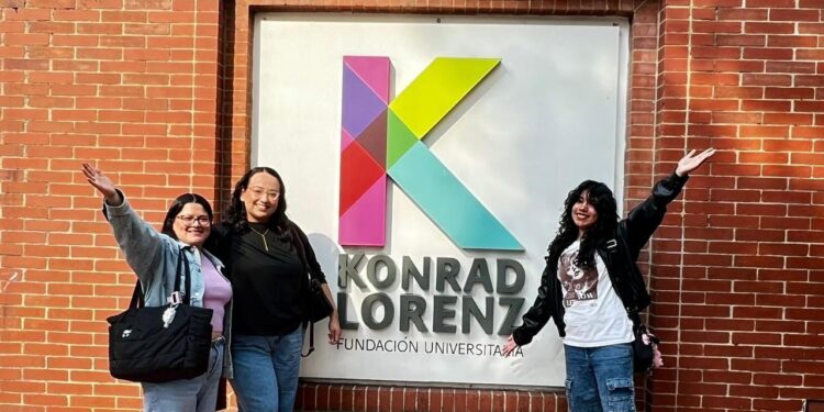 Apoya la UAT excelencia académica con estancias internacionales