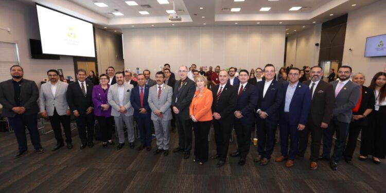 UAT y South Texas College impulsan encuentro binacional de educación