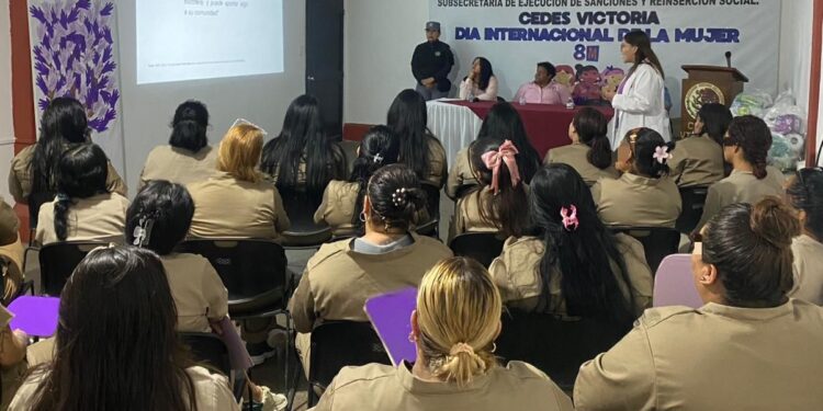 Conmemoran CEDES el 8M con actividades deportivas y culturales