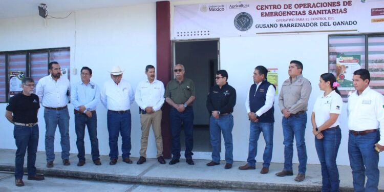 Inauguran Centro de Emergencias Sanitarias contra gusano barrenador