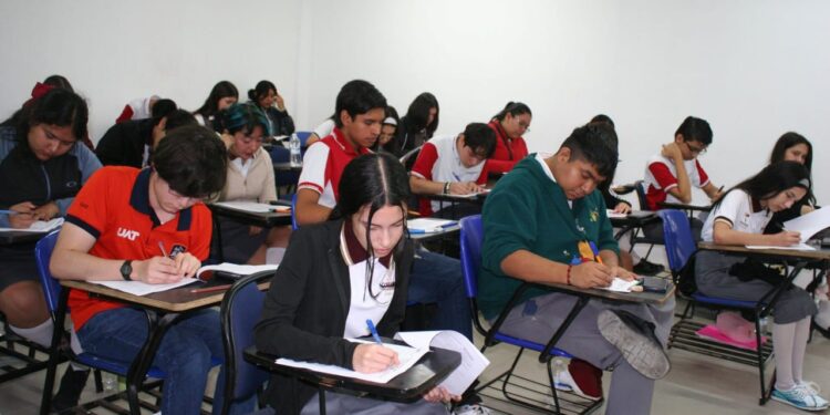 Estudiantes de la UAT obtienen pase a la Olimpiada Nacional de Química