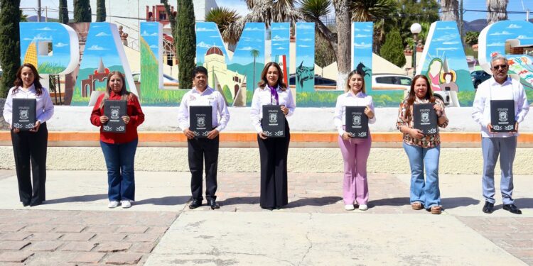 Firman IDPET y Poder Judicial convenio con municipios del altiplano para ampliar servicios de defensoría pública