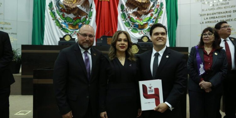 Recibe Congreso de Tamaulipas Cuarto Informe del gobernador Américo Villarreal