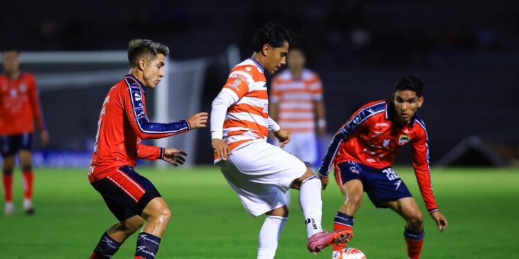 Correcaminos gana y hace vibrar al Marte 