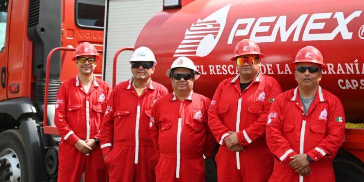 Acompaña Américo Villarreal a Claudia Sheinbaum en conmemoración de la Expropiación Petrolera