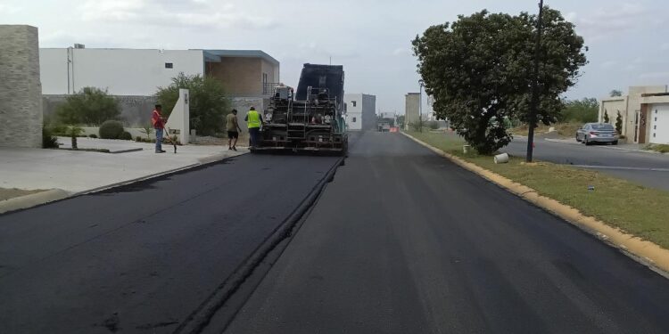 Supera gobierno de Américo Villarreal los 3.7 millones de metros cuadrados pavimentados en Tamaulipas