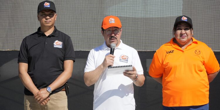 El rector Dámaso Anaya inaugura la temporada 2026 de la LUFAUAT