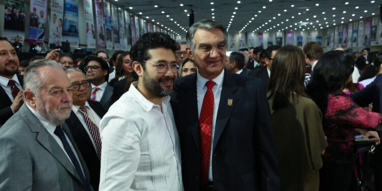 En su Cuarto Informe, el gobernador Américo Villarreal exhortó a evitar la reacción de aquellos que pretenden, desde las noticias falsas, abrir de nuevo el espacio a las oligarquías