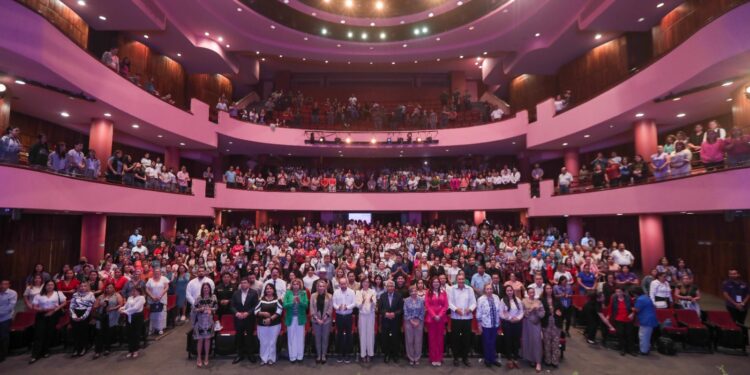 Promueve DIF Tamaulipas la comprensión del autismo con conferencia “Historias que Transforman”