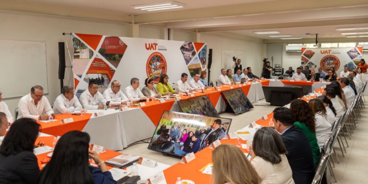 La UAT avanza con orden, visión y responsabilidad compartida: Dámaso Anaya