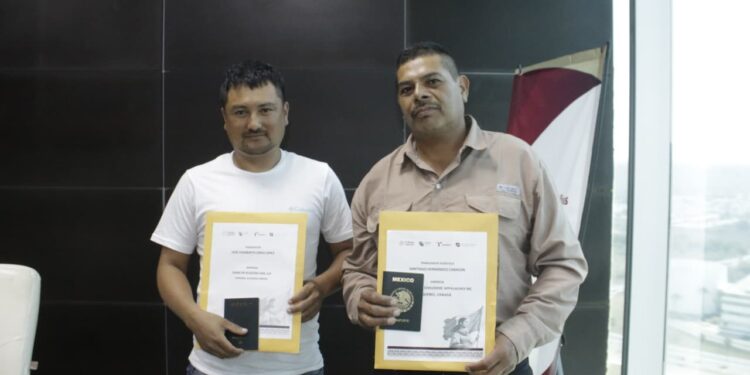 Trabajadores tamaulipecos parten al extranjero con respaldo institucional