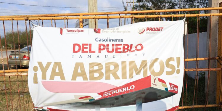 Supervisa gobernador operaciones y despacho de la Gasolinera del Pueblo
