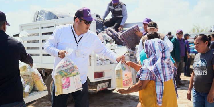 DIF Tamaulipas regresa a Matamoros y cumple compromisos con las familias de Higuerillas