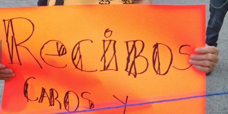 Colapsa el Libramiento: 14 días sin agua detonan protesta ciudadana