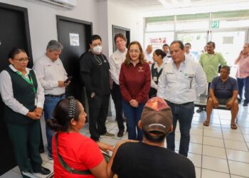 Supervisa secretaria de Salud módulos de atención médica del Operativo de Semana Mayor en La Pesca en Soto la Marina
