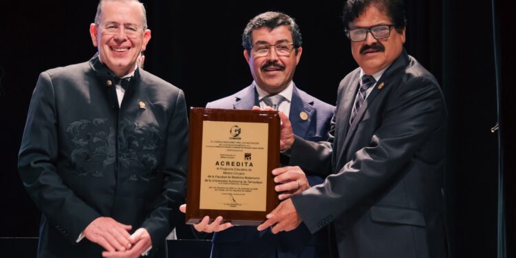 Hito histórico. La UAT alcanza el 100% de excelencia académica: Rector Dámaso Anaya