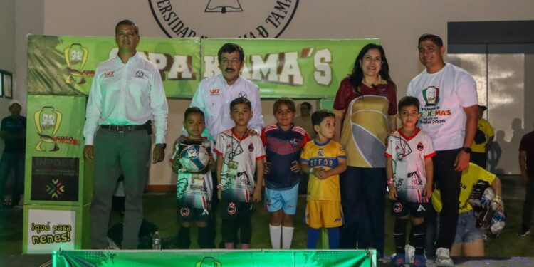 Con gran éxito inaugura Dámaso Anaya el estatal de la Copa Kama’s de fútbol