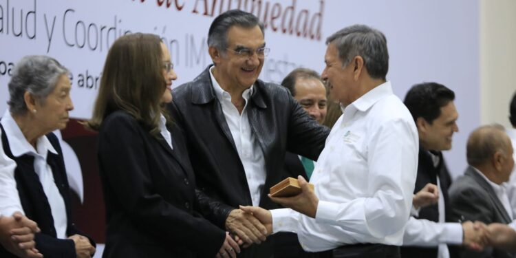 Es Tamaulipas ejemplo nacional en salud: Américo