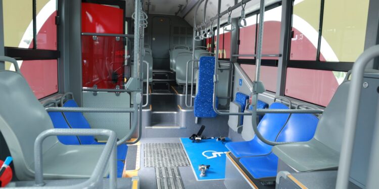 Supervisa gobernador unidades del nuevo sistema de transporte público de Tamaulipas