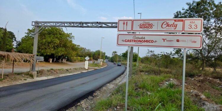 Inicia instalación de señalética en Corredor Gastronómico Interejidal: Sectur