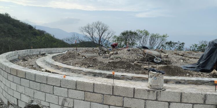 Avanza construcción de asta bandera monumental en Ciudad Victoria