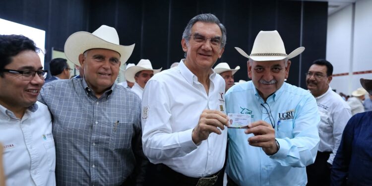 Respalda Américo al sector ganadero con más de 80.7 mdp en apoyos