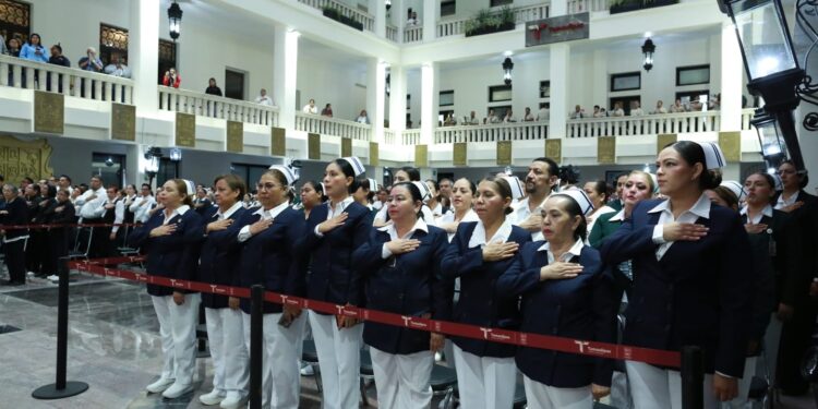 Reconoce Américo a enfermeras y enfermeros como “la máxima expresión del humanismo”
