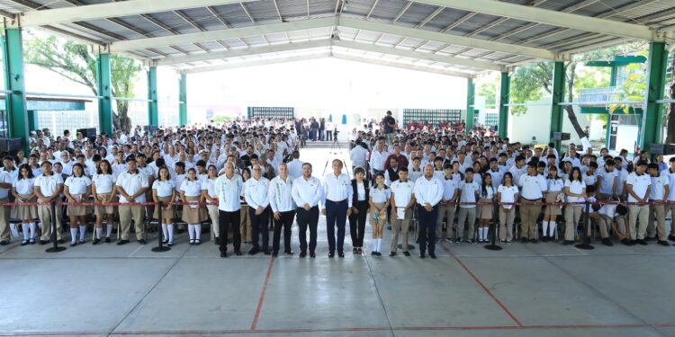 Incorpora Américo a jóvenes tamaulipecos a la iniciativa nacional de fomento a la lectura