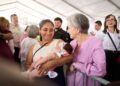 Américo y María celebran a las madres y llevan brigada de servicios a Abasolo