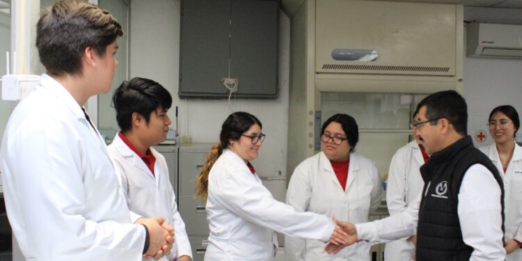 Reafirma rector de la UAT compromiso con la comunidad estudiantil