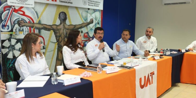 Fortalece la UAT vínculos con clústeres Automotriz y Eléctrico-Electrónico de Tamaulipas