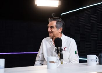 En «Diálogos con Américo», gobernador destaca avances tecnológicos en salud e infraestructura hospitalaria