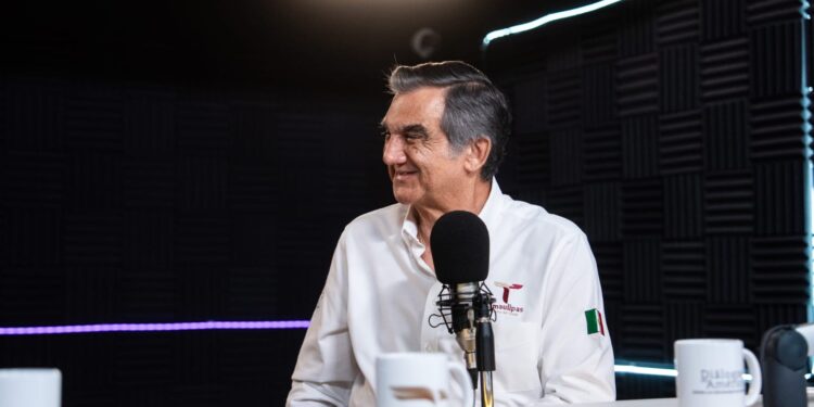 En «Diálogos con Américo», gobernador destaca avances tecnológicos en salud e infraestructura hospitalaria
