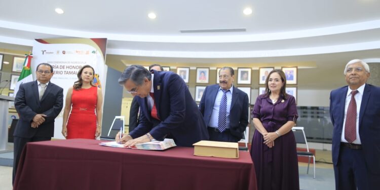 Las y los maestros son el corazón de la transformación: Américo Villarreal