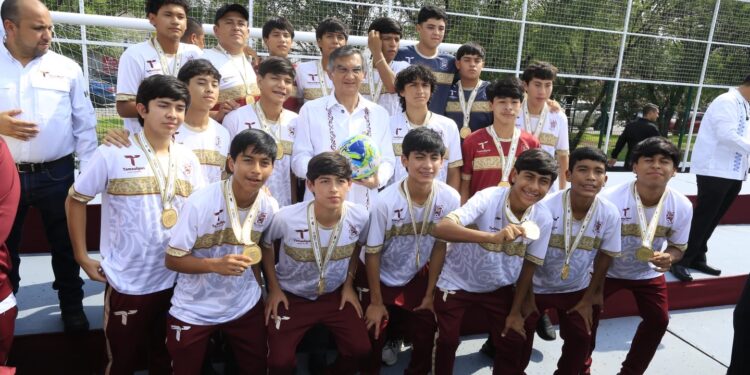 Reconoce Américo a las y los atletas tamaulipecos ganadores en la Olimpiada Nacional e impulsa infraestructura deportiva