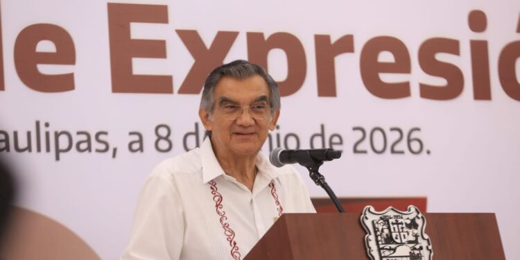 Llama Américo a fortalecer un periodismo libre, responsable y comprometido con la verdad