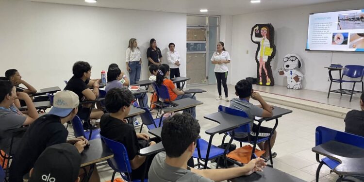 Fomenta la UAT vocaciones científicas con el arranque en Reynosa del campamento «Amor por la Ciencia»