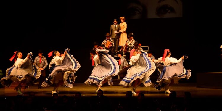 Reconocen con puesta en escena legado de Amalia González Caballero
