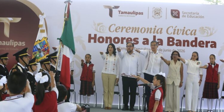 Trabajamos para que haya mejores escuelas y más oportunidades para todas y todos: Américo