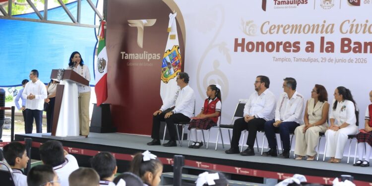 Trabajamos para que haya mejores escuelas y más oportunidades para todas y todos: Américo