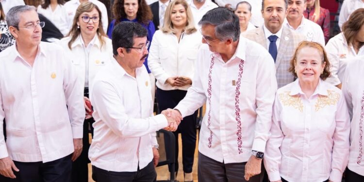Instala Américo Villarreal Comité Técnico del Fideicomiso para fortalecer el desarrollo y la transparencia de la UAT