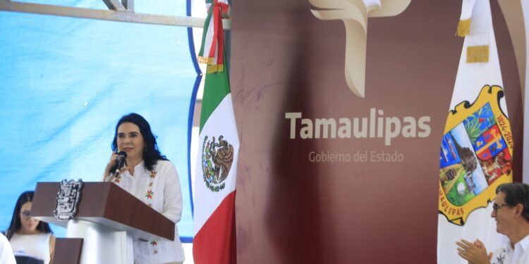 Trabajamos para que haya mejores escuelas y más oportunidades para todas y todos: Américo
