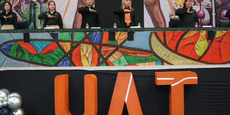 Celebra Familia UAT graduación de niñas y niños de los CENDI y CDIN