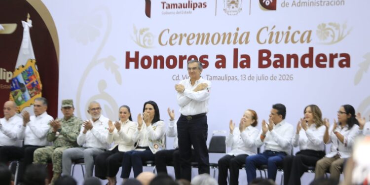 Entrega Américo Villarreal vehículos y maquinaria por 125.2 mdp