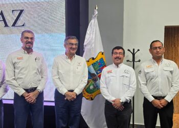 Rector de la UAT presenta avances del Atlas de Riesgos ante el gobernador en la Mesa de Paz