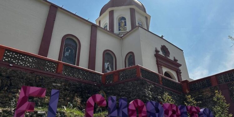 Disfrutan viaje de turismo social 55 jubiladas y jubilados: Sectur